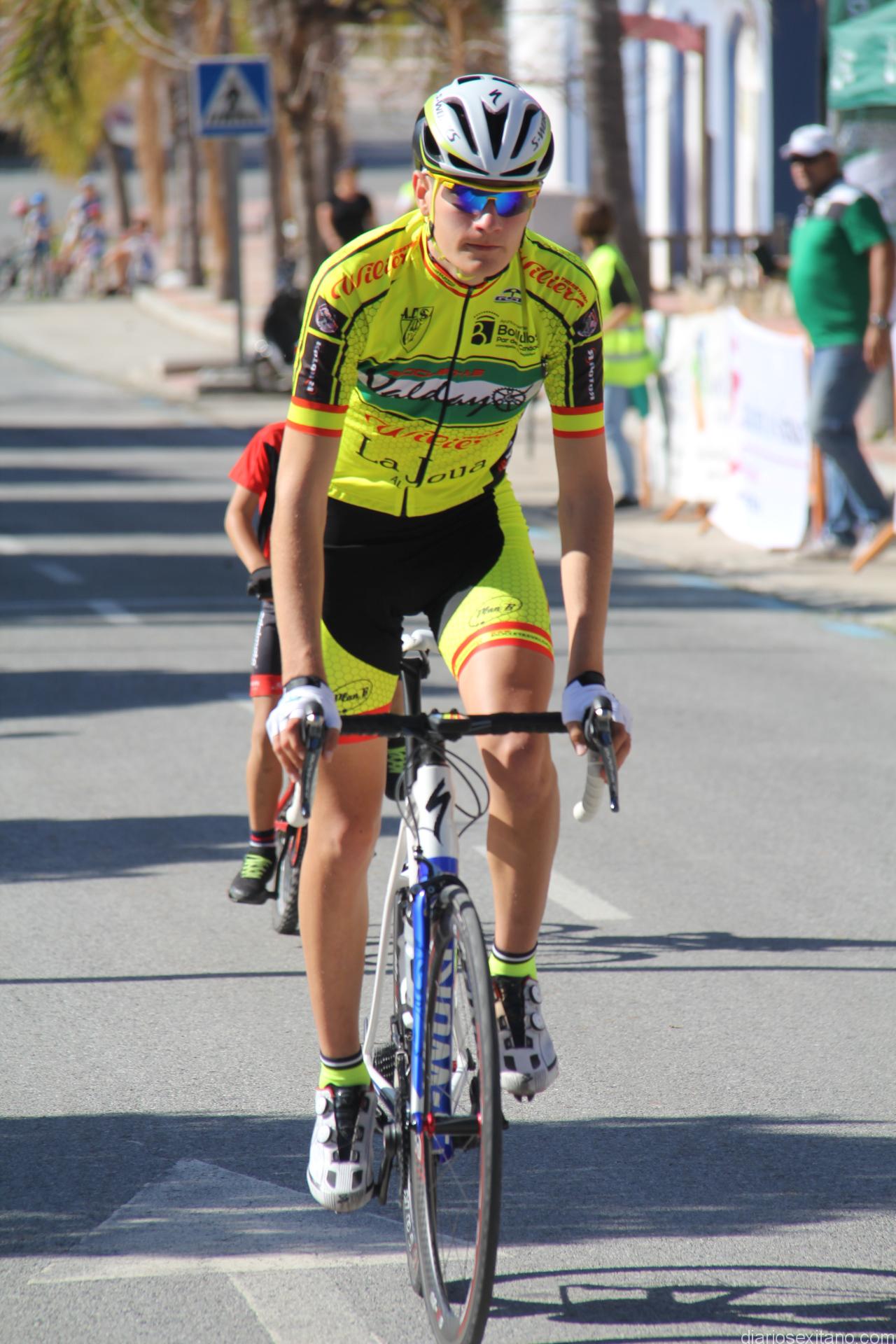 El ciclista cadete sexitano Carlos Rodríguez Cano vuelve a ganar la
