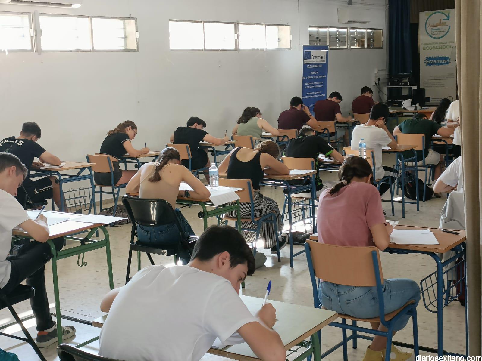 Satisfacción general de los tres IES de Almuñécar por los resultados de sus  alumnos en la PEVAU (Selectividad) - Diario Sexitano