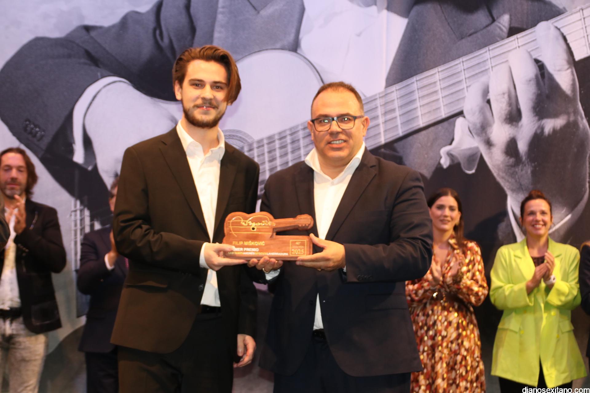 El guitarrista croata Filip Miskovic gana el primer premio del 40º ...